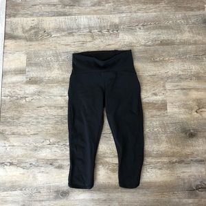 Lululemon crop yoga pants 6
